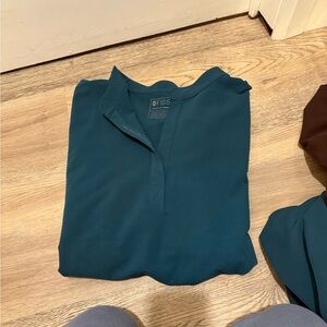 Figs Caribbean Blue Scrub Set